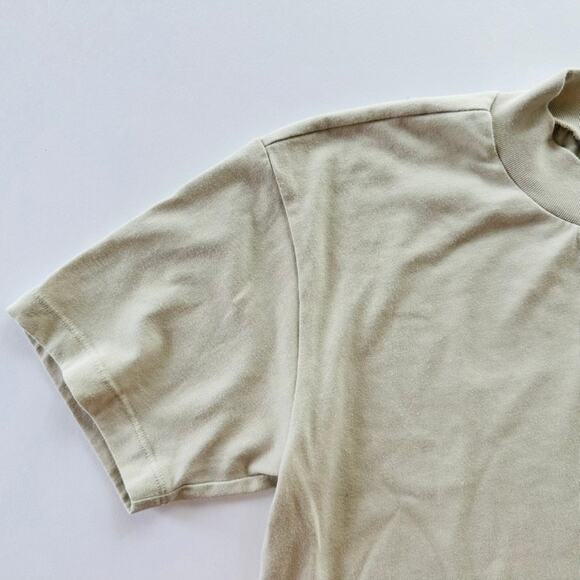 Essentials Fear of God Tee Shirt Beige Size Medium Boxy Short Sleeve Ladies - Picture 2 of 9